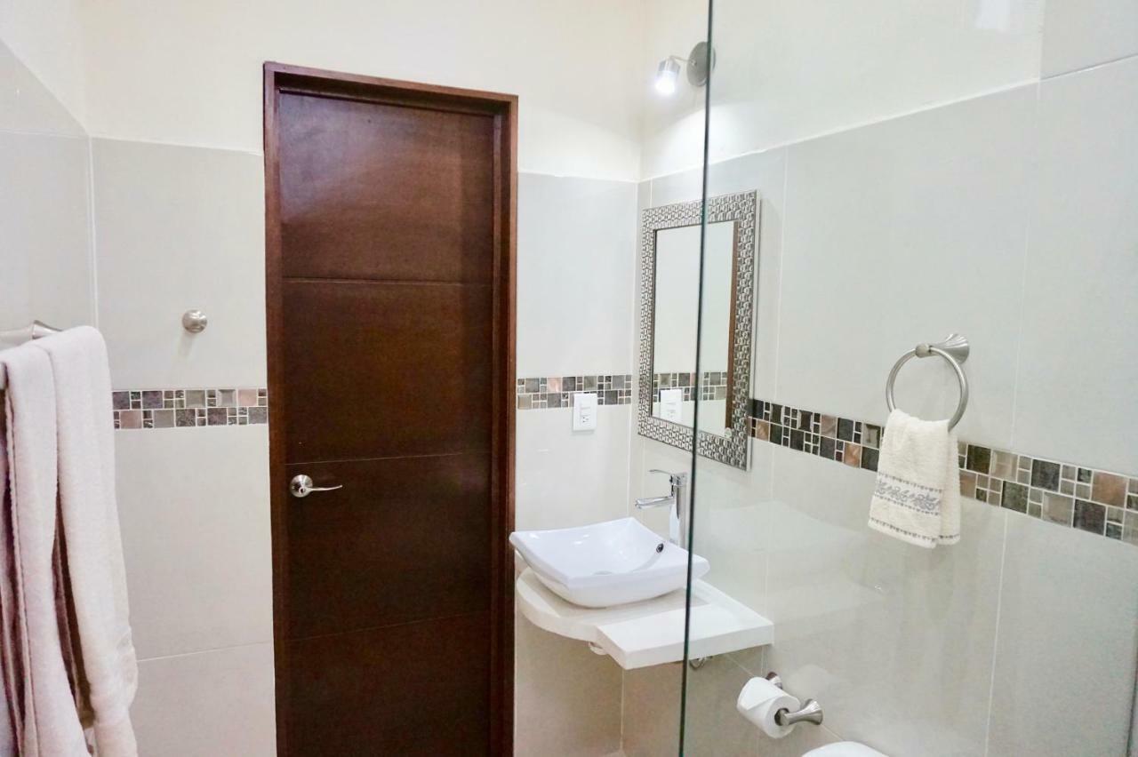 Casa Valentina Boutique Hotell Valladolid  Exteriör bild